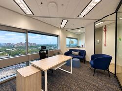 Gateway East (D7), Office #636605851